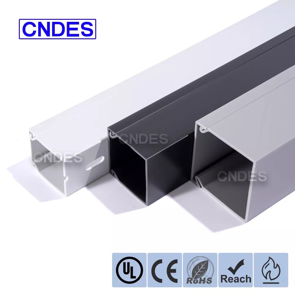 Je úplne uzavretý káblový kanál najlepším riešením pre bezpečné a organizované priemyselné vedenie